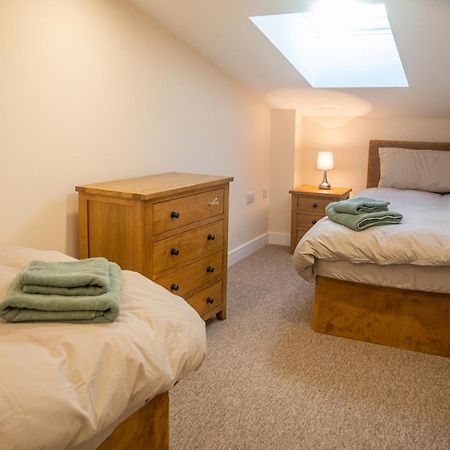 Apartmán Bears Court Cheltenham Exteriér fotografie