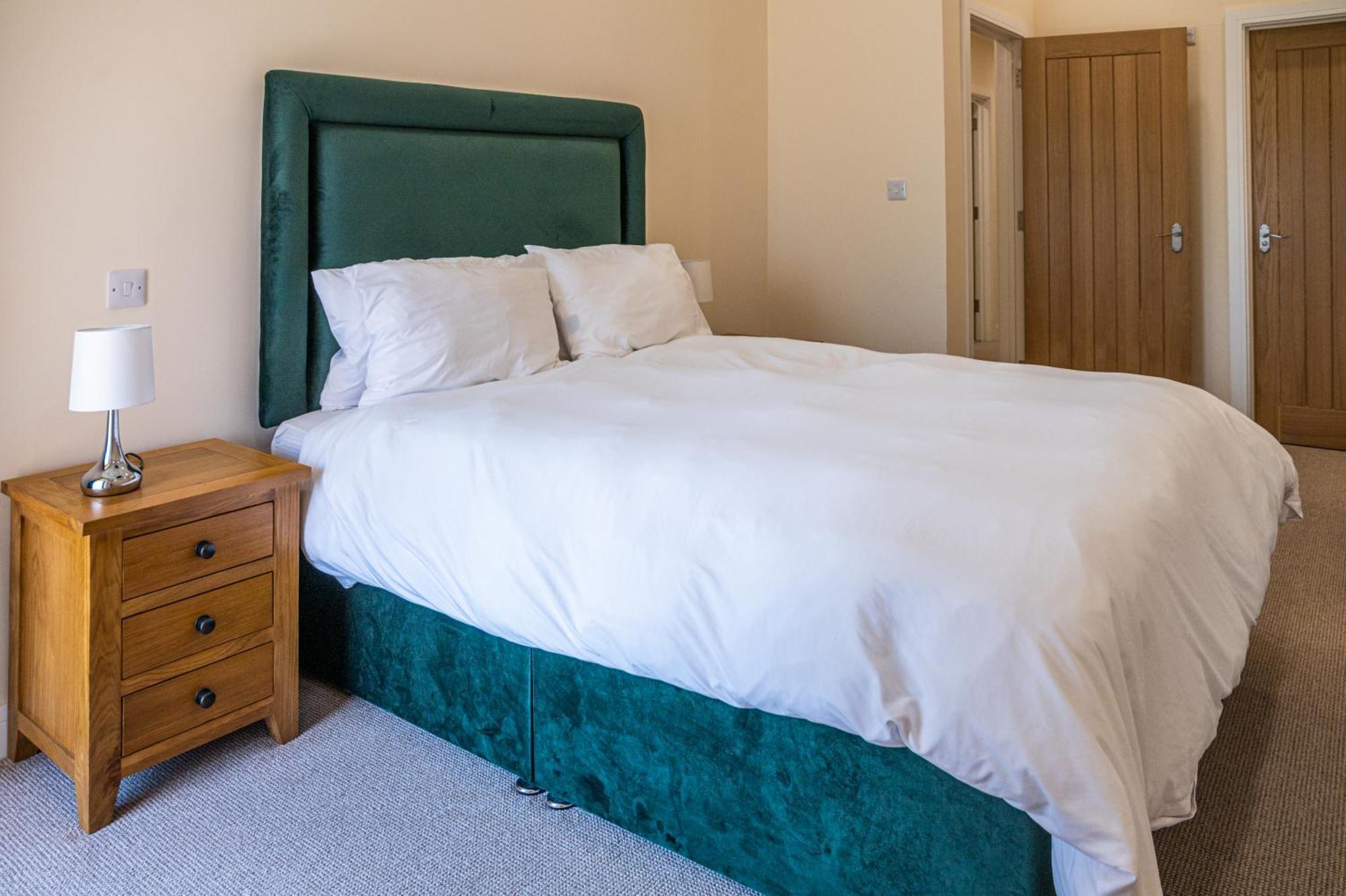 Apartmán Bears Court Cheltenham Exteriér fotografie
