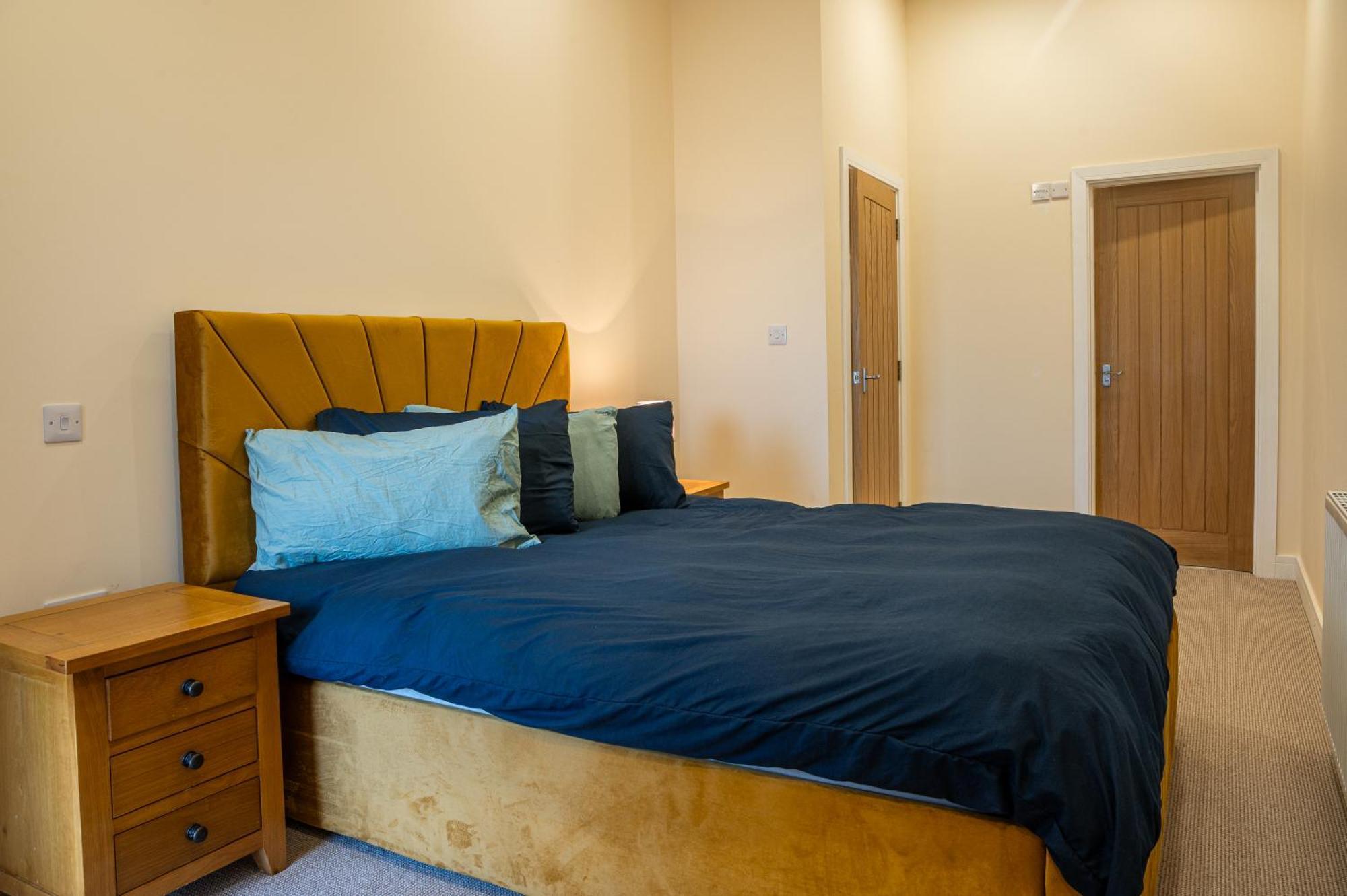 Apartmán Bears Court Cheltenham Exteriér fotografie